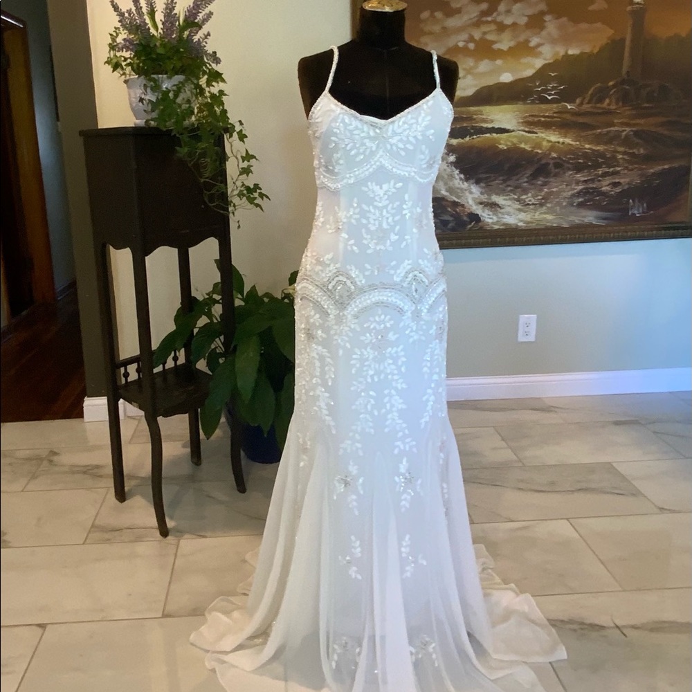 Naomi wedding dress